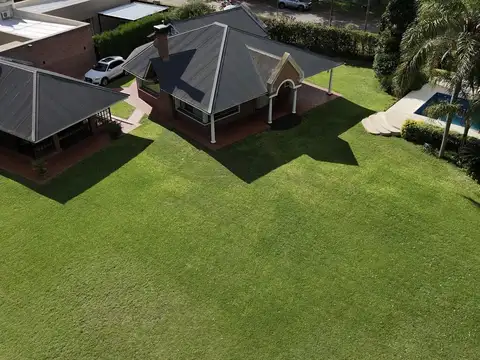 Uspallata esquina Calchaqui