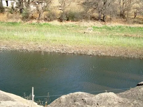 EXCELENTE TERRENO DE 5.300 Mt2, CON FONDO AL ARROYO LAS MOJARRAS, GRAN OPORTUNIDAD. Ideal Para Hotel