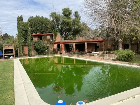 Casa en Alquiler en Villa Elisa, USD 4.900