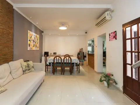 VENTA PH 4 AMB. PATIO PARQUE AVELLANEDA