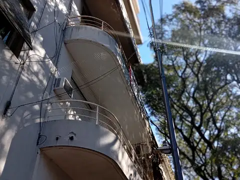 Avenida Caseros 600, Piso 4