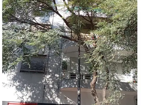 Departamento 5 ambientes con 2 baños