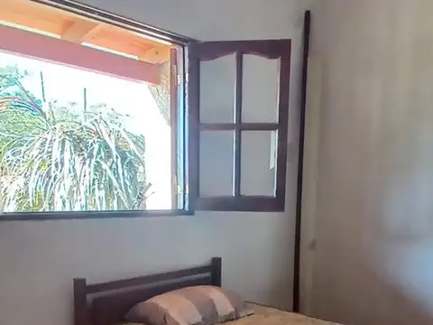 Casa en Alquiler en Colonia Carolina, $ 400.000