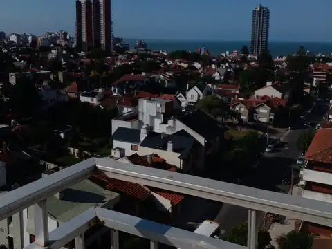 DEPARTAMENTO 2 AMB EXTERNO CON BALCON. PLAYA GRANDE