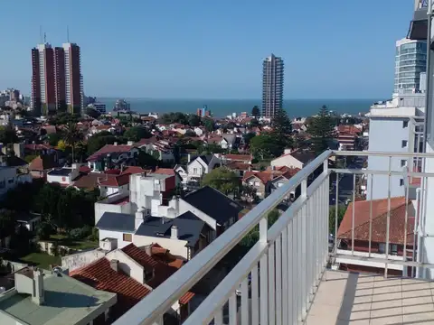 Aristóbulo Del Valle 3000