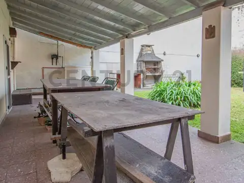 CASA A LA VENTA EN TIGRE CENTRO!
