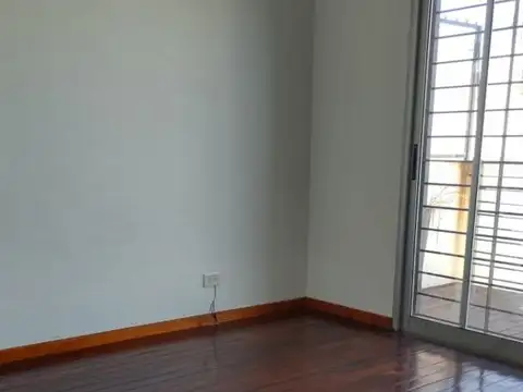 Departamento en Alquiler en Quilmes Oeste, $ 670.000