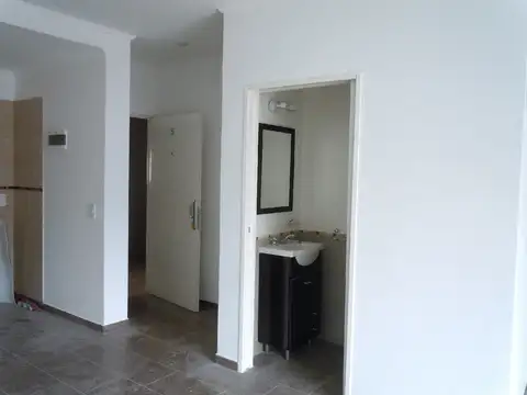 Depto Tipo Casa en Alquiler de 2 ambientes