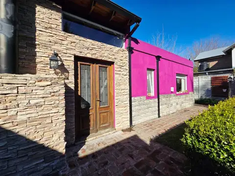 CASA EN VENTA EN LAS NAZARENAS - PILAR