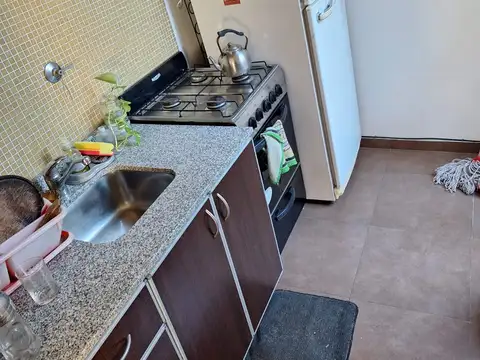 Depto Tipo Casa 2 ambientes con 1 baño