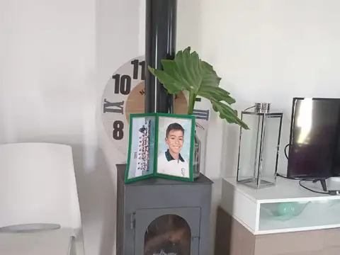 Casa 2 ambientes con 1 baño