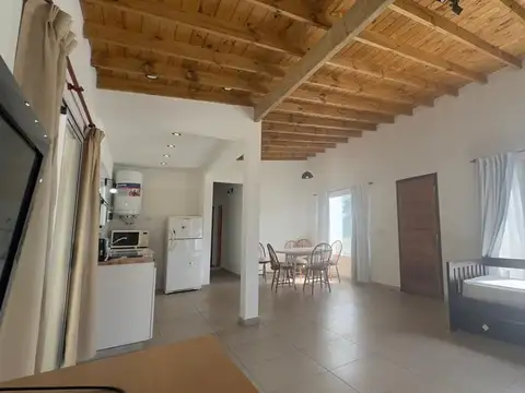 Casa 3 ambientes con 2 baños