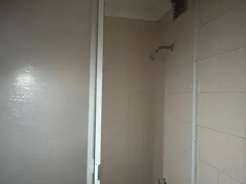 MONTEVIDEO 652-PB/1ER.PISO