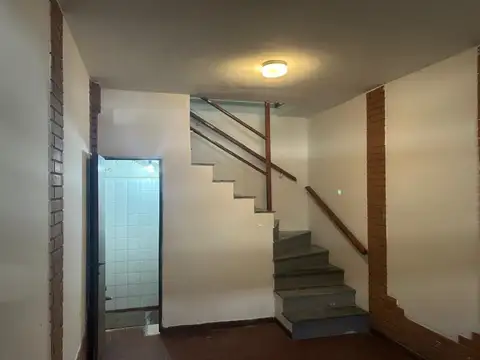 MONTEVIDEO 652-PB/1ER.PISO