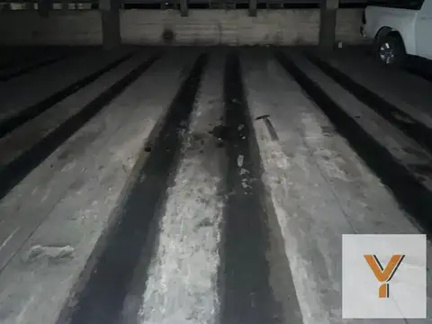 Cochera en venta - 12Mts2 - Retiro