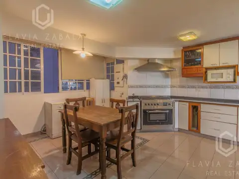 Av. Santa Fé  al 3700