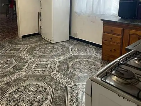 Casa en Alquiler con 1 cochera