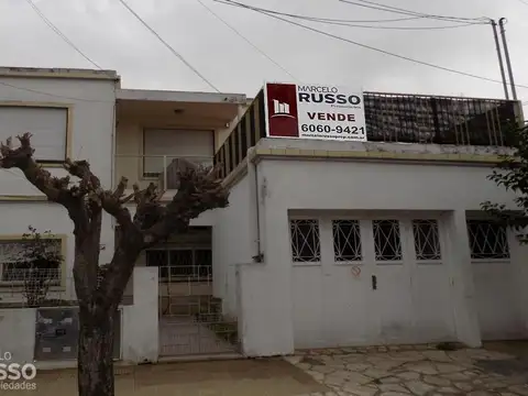 CASA 3 AMB. + DEPTO. 4 AMB. EN BLOCK – PQUE. QUIRNO