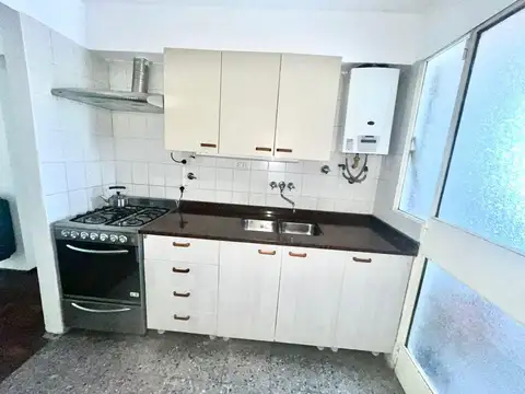 Departamento en Alquiler en Echesortu, $ 600.000
