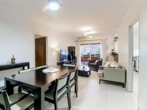 Av. Independencia 3653