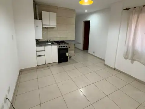 Departamento en Alquiler en Nuestra Señora De Lourdes, $ 400.000