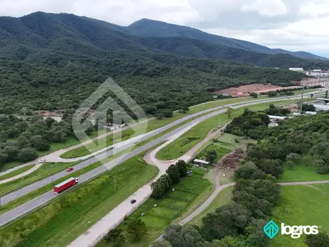 Lote en venta de 1400m2 ubicado en barrio privado El Capricho | Salta