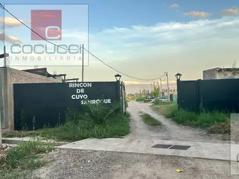 Terreno en venta en Barrio Cerrado