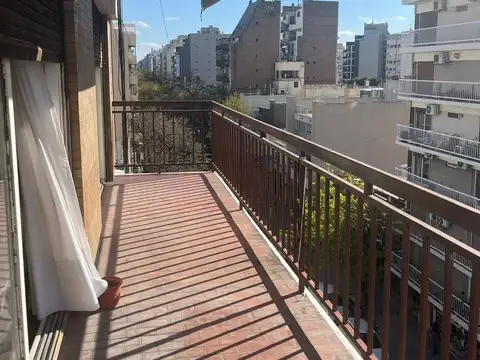 Departamento 3 ambientes con 3 baños