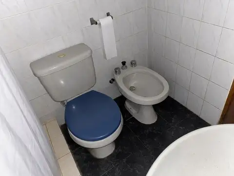 VENTA CASA DOS DORMITORIOS MAS BARBACOA SAN LUIS