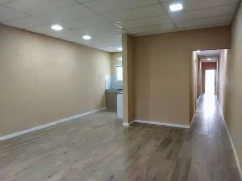 Puerto Argentino al 800