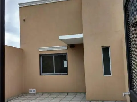 Puerto Argentino 822