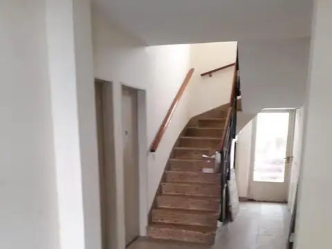 Depto Tipo Casa en Alquiler de 3 dormitorios