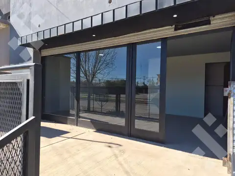 Local en Alquiler en General Fernández Oro, $ 1.500.000