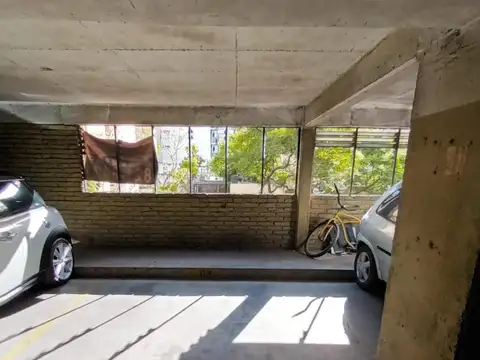 Cochera cubierta - Recoleta - Venta