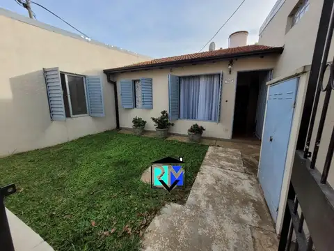 Casa en venta ubicada en esquina