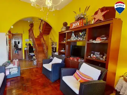 Depto Tipo Casa en Venta de 4 ambientes