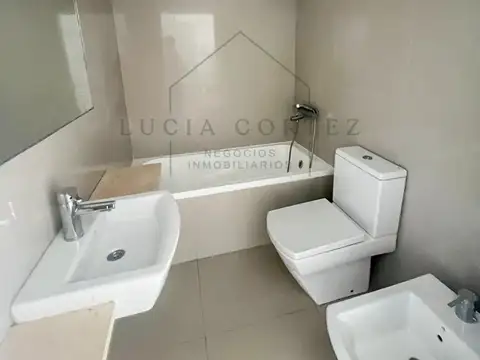 Departamento en Alquiler con 1 cocheras