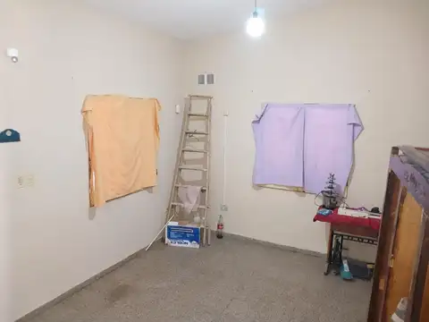 VENDO Amplia y hermosa Casa 3 dormitorios IPV Cno Villa Pose