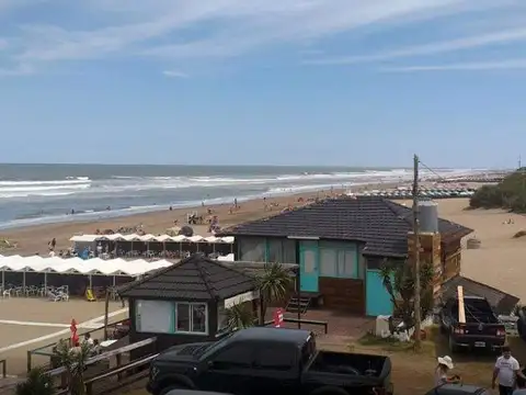 Local en Venta en Ostende, USD 100