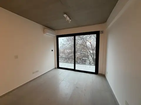 Departamento en Alquiler en Colegiales, USD 1.100