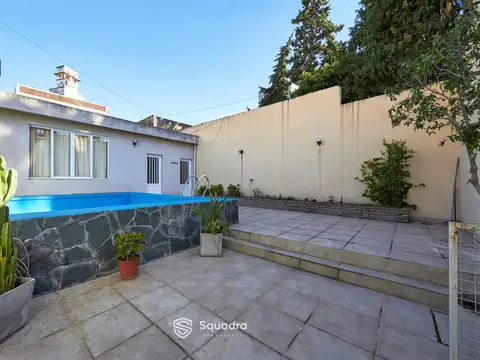 Casa 5 ambientes con 2 baños