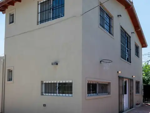 ALQUILER CASA 4 dormitorios PILAR pileta-playroom