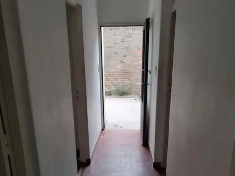 Casa en Alquiler con 1 cochera