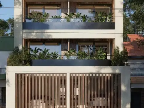 Tríplex 4 ambientes cochera,jardín y piscina en Florida 