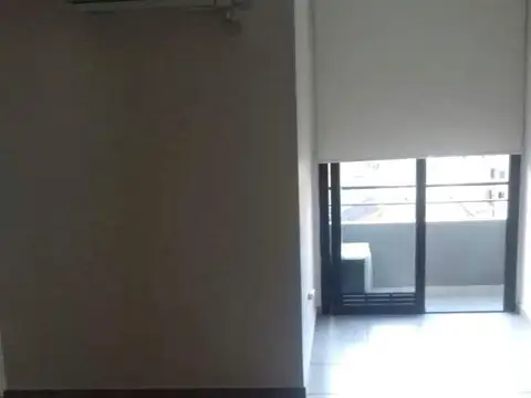 En Pleno Centro - Zona Tribunales  DPTO 1 Dormitorio Con Balcón En Alquiler!