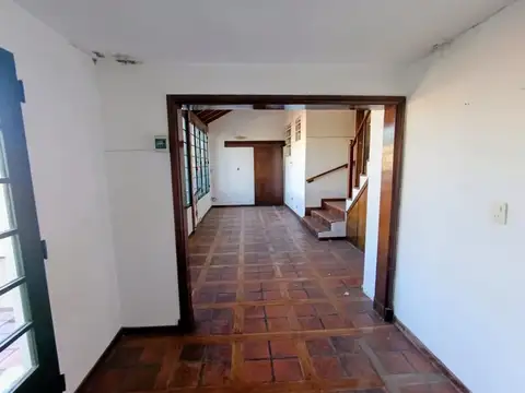 Int. Juan Irigoin 1200