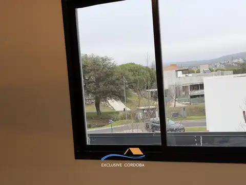 Departamento en Alquiler con 2 cocheras