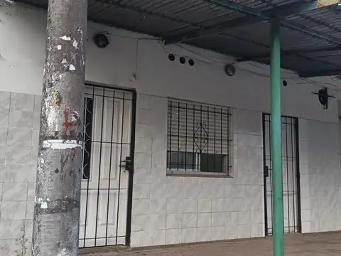 Maria Pita 2300, Piso PB