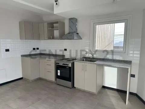 Tronador 1700, Piso 0