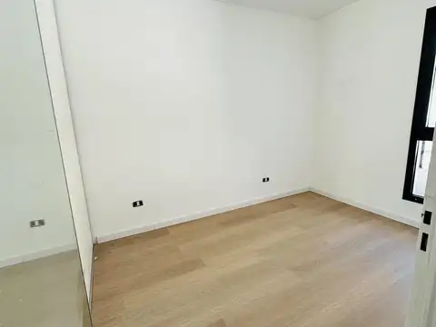 VENTA 2AMB CON BALCON Y AMENITIES EN FLORES.